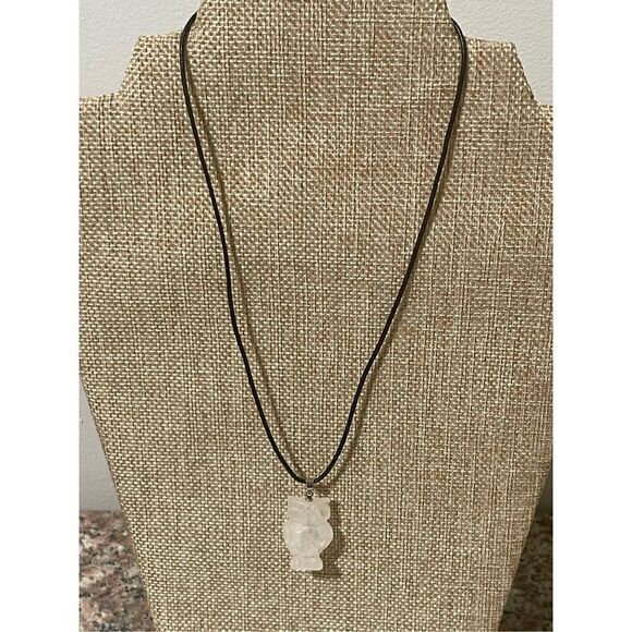 ✨Clear Quartz Owl Pendant Necklace - Picture 2 of 4